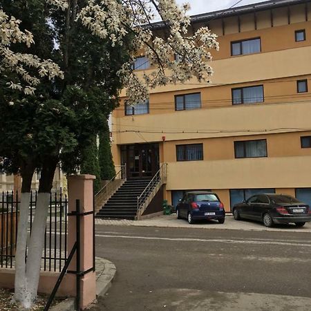 Simeria Class Hotel Gura Humorului Exterior foto