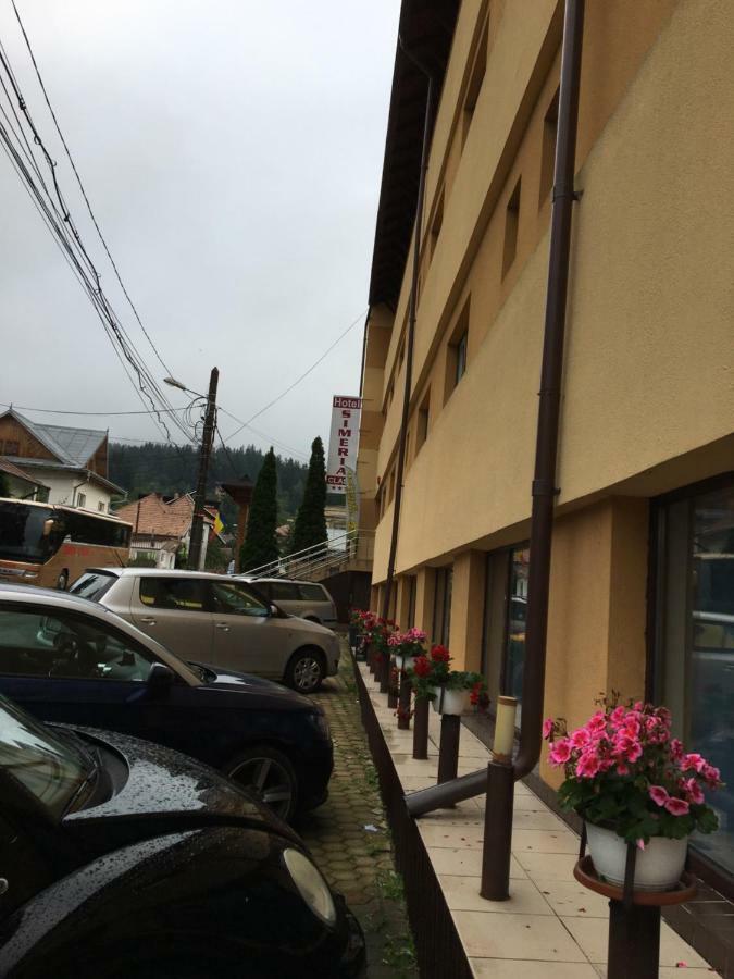 Simeria Class Hotel Gura Humorului Exterior foto